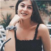 Doy clases particulares en la especialidad de historia del arte. No obstante he impartido clases de otro tipo sobretodo; catalán y castellano